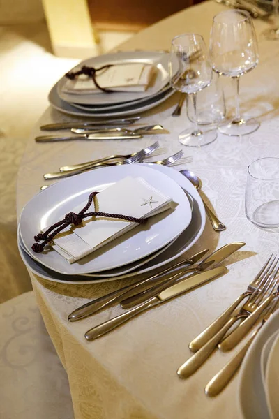 Configuração Mesa Para Jantar Casamento Casamento Uma Mesa Casamento — Fotografia de Stock