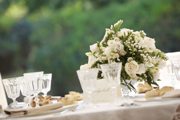 table setting for wedding 