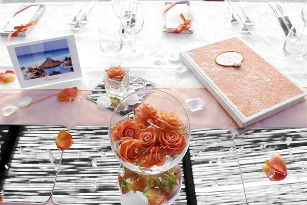 婚宴的餐桌布置 — 图库照片