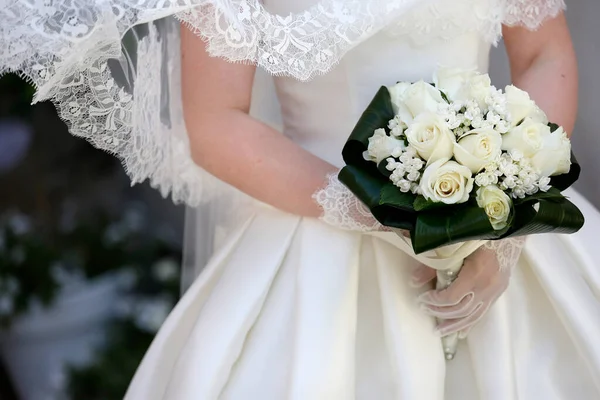 Hochzeitstag Blumenstrauß Rosen Strauß — Stockfoto