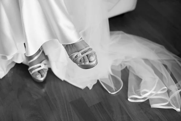 Schöne Braut Und Bräutigam — Stockfoto