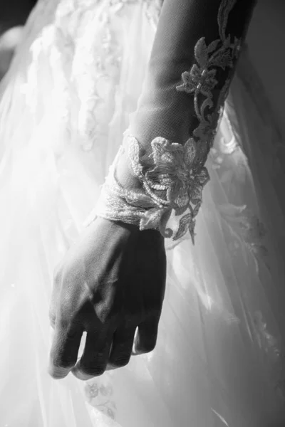 Braut Brautkleid Mit Blumen — Stockfoto