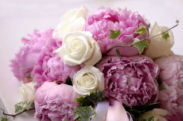 Букет Красивых Розовых Пионов Close — стоковое фото
