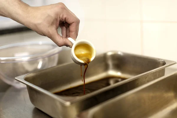 Chef Preparing Sauce Kitchen — Stock Photo, Image
