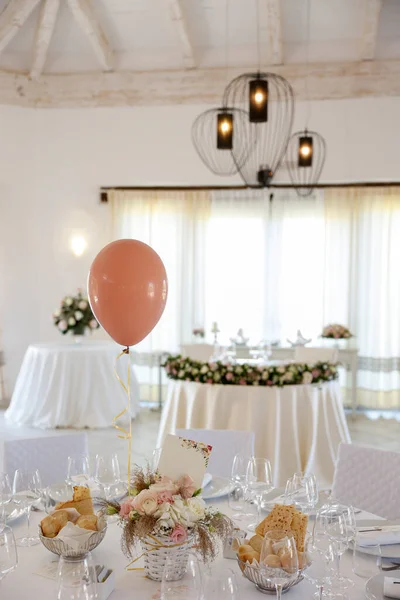 結婚式のレセプションテーブル設定 — ストック写真