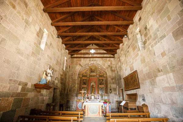 Interior Igreja Com Colunas Janelas — Fotografia de Stock