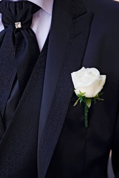 在一束黑白结婚花束上的特写 — 图库照片