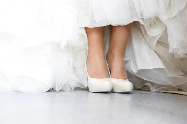 Schöne Beine Einer Braut — Stockfoto