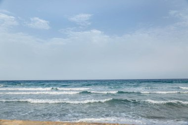 Güzel sahil ve deniz 