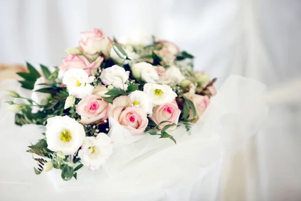 Beautiful Bouquet Roses Light Background — Stock Photo, Image