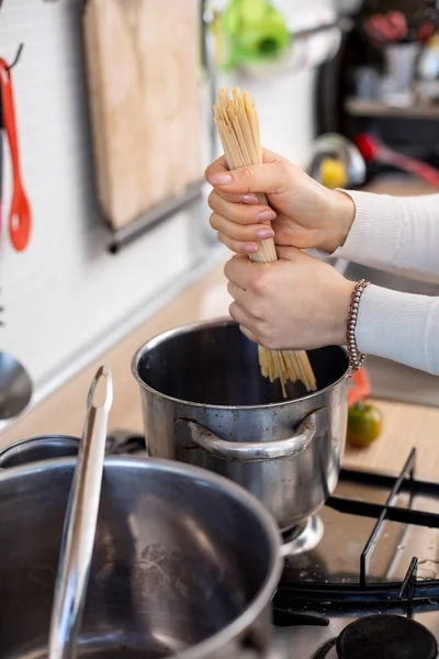 Hands Woman Throw Pasta Pot Kitchen — Stock Photo, Image