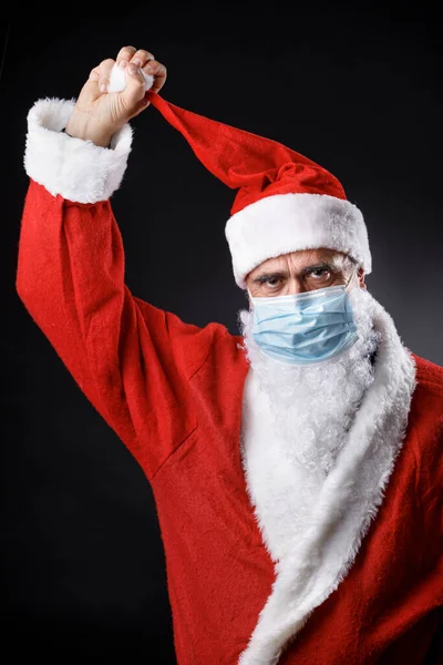 Mann Weihnachtsmannkostüm Mit Maske — Stockfoto