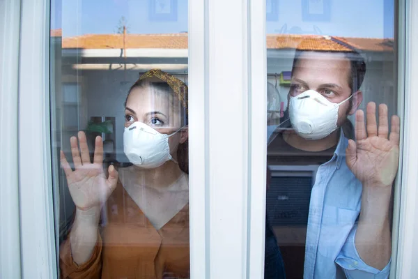 Couple Young People Wearing Face Masks — Stock Photo, Image