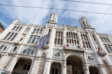 İtalya 'daki Cagliari belediye binasının manzarası