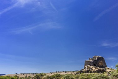 Nuraghe Oes Manzarası, Giave