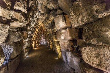  Nuraghe Santu Antine, Torralba 'nın İçi