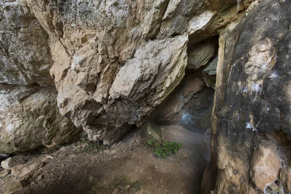 山の美しい岩の崖 — ストック写真