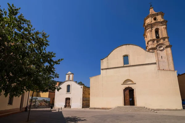 意大利撒丁岛的老地中海教堂 — 图库照片