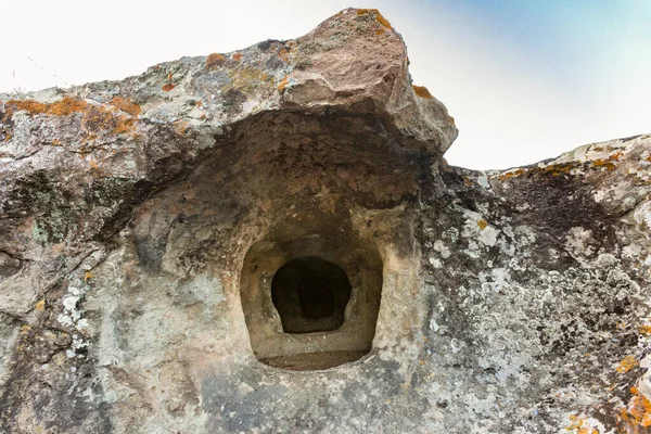 Cueva Casco Antiguo Pequeño Pueblo —  Fotos de Stock