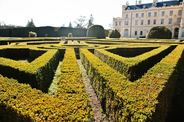 Busch Labyrinth Schloss Lednice Mit Schönen Gärten Und Parks Einem — Stockfoto