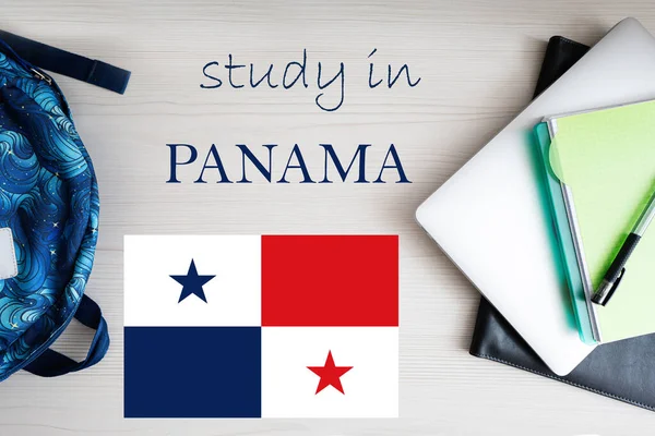 Навчався Панамі Тло Блокнотом Ноутбуком Рюкзаком Освіта — стокове фото