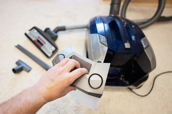 Close Man Cleaning Carpet Vacuum Cleaner Home — Stock Photo, Image