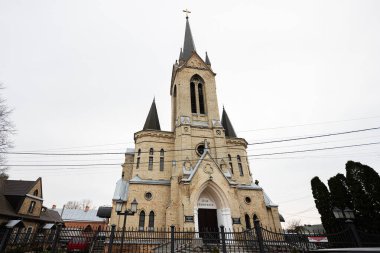 Lutsk, Ukrayna - Mart 2024: Eski şehir Lutsk 'ta İncil Evi. Kilise Lüteriyeni.