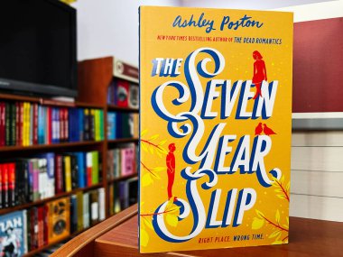 Lviv, Ukrayna - 20 Şubat 2025: Ashley Poston 'un 