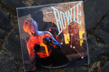 Lviv, Ukrayna - 13 Mayıs, 1983 David Bowie 'nin Plak Albüm kapağı