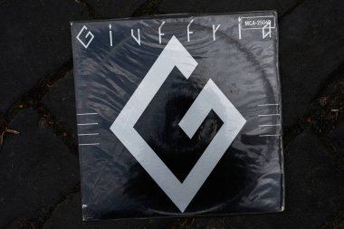 Lviv, Ukrayna - 13 Mayıs 2025: Giuffria 1984 rock albümü 