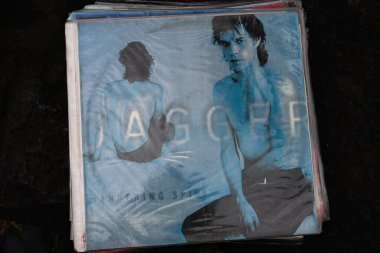 Lviv, Ukrayna - 13 Mayıs 2025: Mick Jagger 'ın Wandering Spirit albümünün kapağı 1993' te yayınlandı..