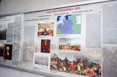 Przemysl, Polonya - 23 Ağustos 2025: Polonya 'nın Przemysl kentinde 1683 Viyana Zaferi' ni ayrıntılarıyla anlatan tarihi kurul