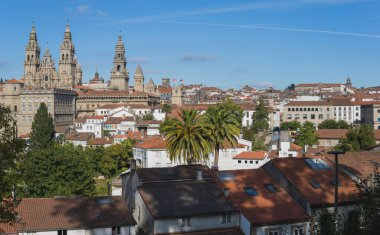 VERTICAL SANTIAGO DE COMPOSTELA VIEW 2