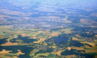 Şehrin anteninin havadan görünüşü 