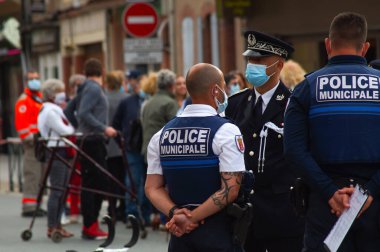 Toulouse, Fransa - 8 Mayıs 2023: Zafer Günü 'nü kutlamak için açık hava geçit töreni