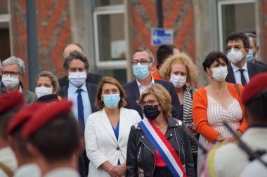 Toulouse, Fransa - 8 Mayıs 2023: Zafer Günü 'nü kutlamak için açık hava geçit töreni