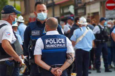 Toulouse, Fransa - 8 Mayıs 2023: Zafer Günü 'nü kutlamak için açık hava geçit töreni