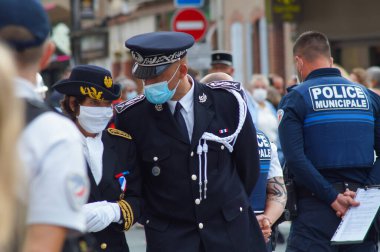 Toulouse, Fransa - 8 Mayıs 2023: Zafer Günü 'nü kutlamak için açık hava geçit töreni