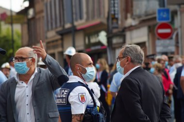 Toulouse, Fransa - 8 Mayıs 2023: Zafer Günü 'nü kutlamak için açık hava geçit töreni