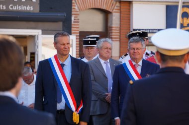 Toulouse, Fransa - 8 Mayıs 2023: Zafer Günü 'nü kutlamak için açık hava geçit töreni