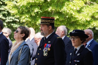 Toulouse, Fransa - 8 Mayıs 2023: Zafer Günü 'nü kutlamak için açık hava geçit töreni