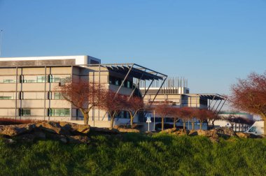 Reims, France - Mart 2021 - Fransız Ulusal Araştırma Merkezi (CNRS) ve Reims-Champagne-Ardenne Üniversitesi (URCA)