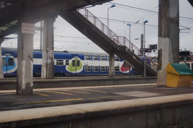 train station with train in the city