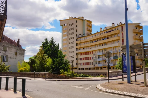 Castres France Août 2020 Immeuble Résidentiel Une Tour Logements Publics — Photo