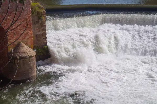 Muur Van Water Wit Schuim Gemaakt Door Een Waterval Rivier — Stockfoto