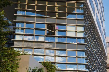 Şehirdeki modern binalar