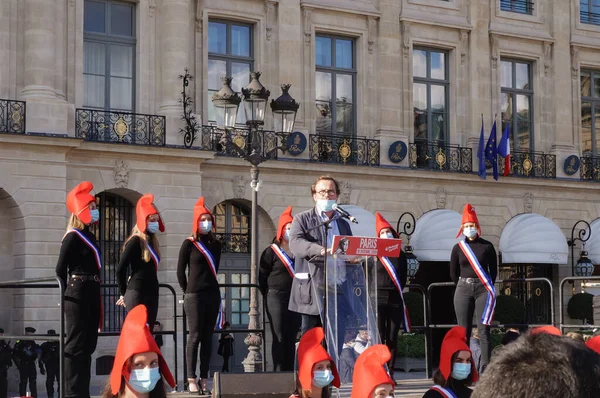 Paris, Fransa - 10 Ekim 2020 - Katolik Aile Dernekleri (AFC) müdürü avukat Bertrand Lionel-Marie 'nin konuşması, Marchons Enfants' in biyoetik ve üreme yasasına karşı tezahür