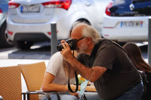 Albi, Fransa - Eylül. 4, 2021 - Basın fotoğrafçısı Thierry Tchukriel, yerel 