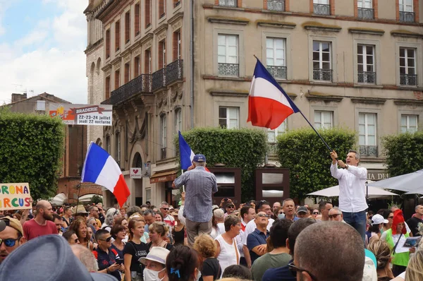 Albi França Agosto 2021 Multidão Manifestantes Marchando Rua Hippolyte Savary — Fotografia de Stock