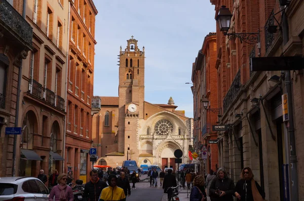Saint-Etienne Katedrali 'nin çan kulesi, Toulouse, Güney Fransa